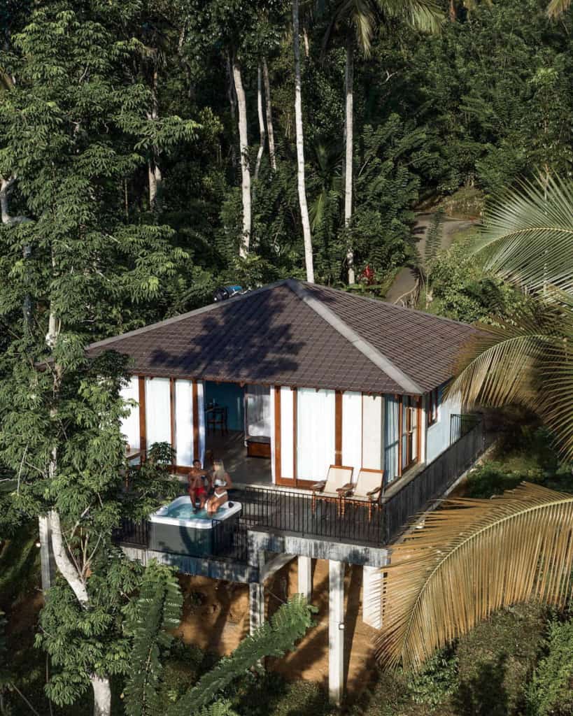 aarunya-villa-jacuzzi-portret aarunya-villa-jacuzzi-portret