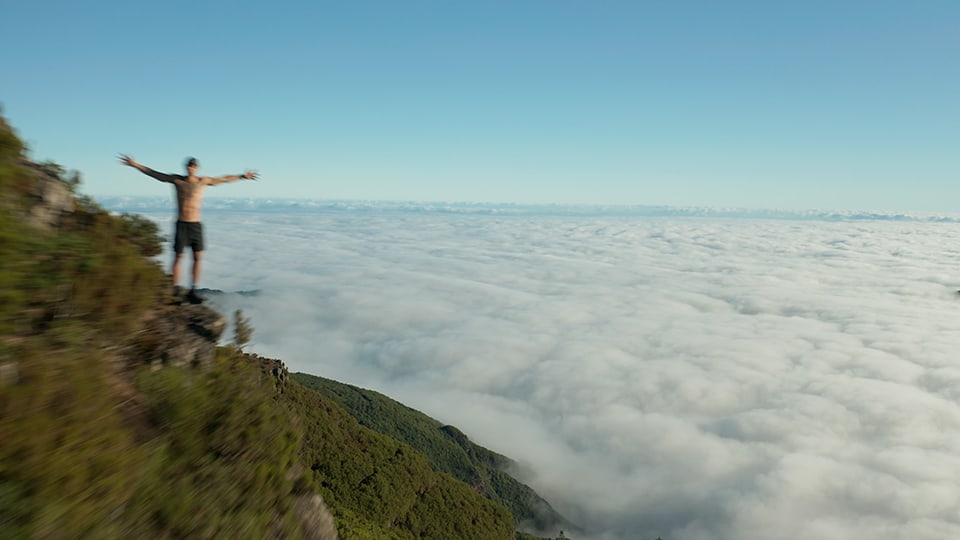 aerial-videography-drone-shot-fly-by aerial-videography-drone-shot-fly-by