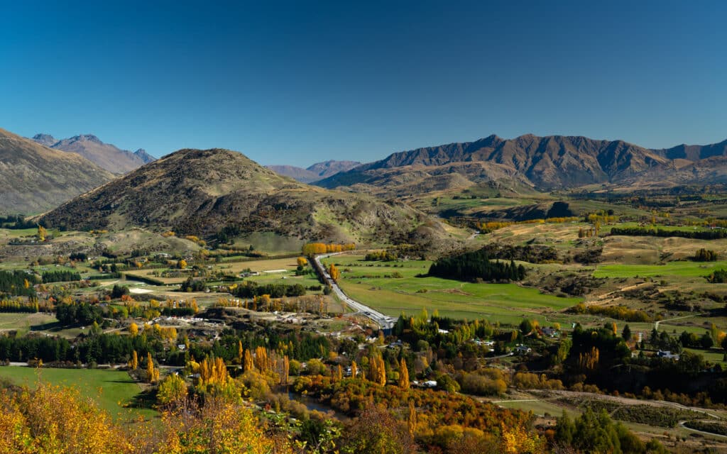arrow-junction-viewpoint-crown-range-road-wanaka