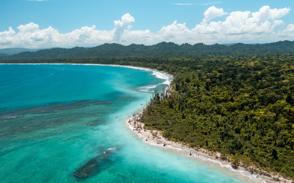 cahuita-national-park-beach