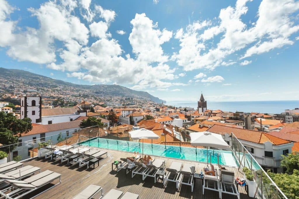 okulus-madeira-pool-view boutique-hotels-madeira-Castanheiro-Boutique-Hotel