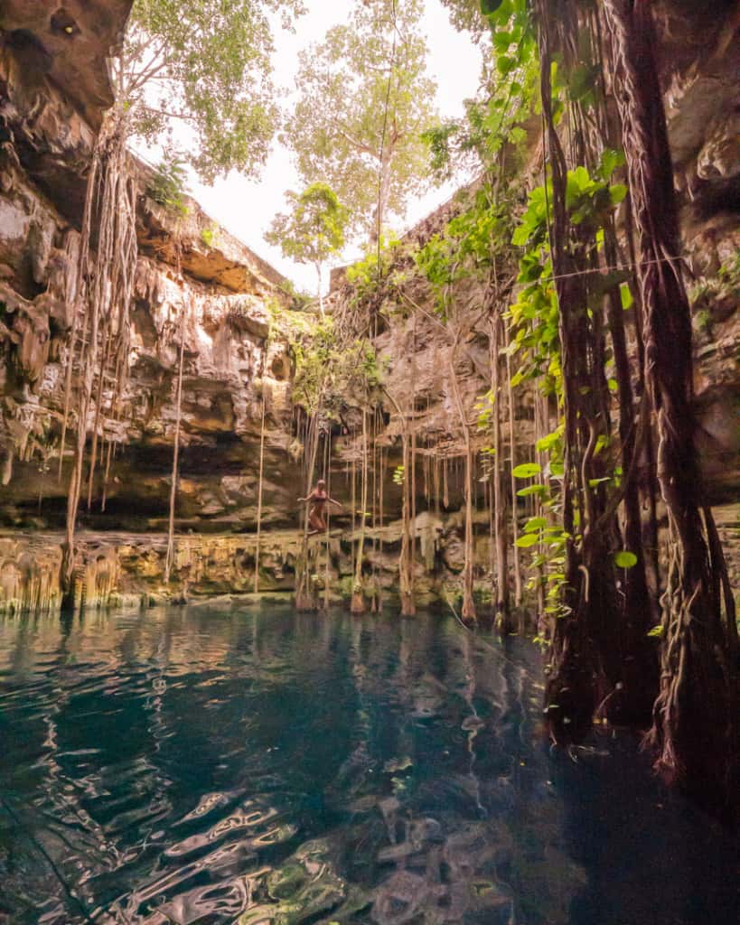 cenote-oxman-jump-swing