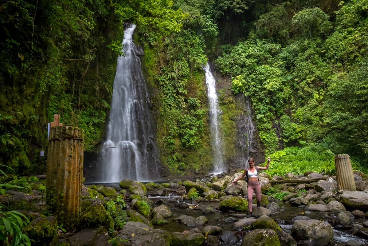 costa-rica-waterfalls-Trizilias