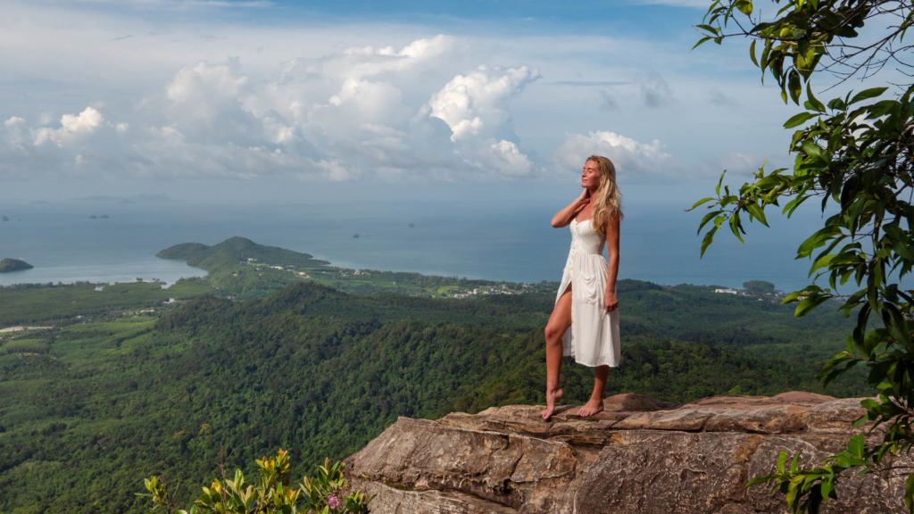 dragon-crest-thailand