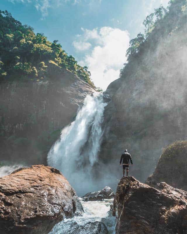 dunhinda-waterfall-sri-lanka dunhinda-waterfall-sri-lanka
