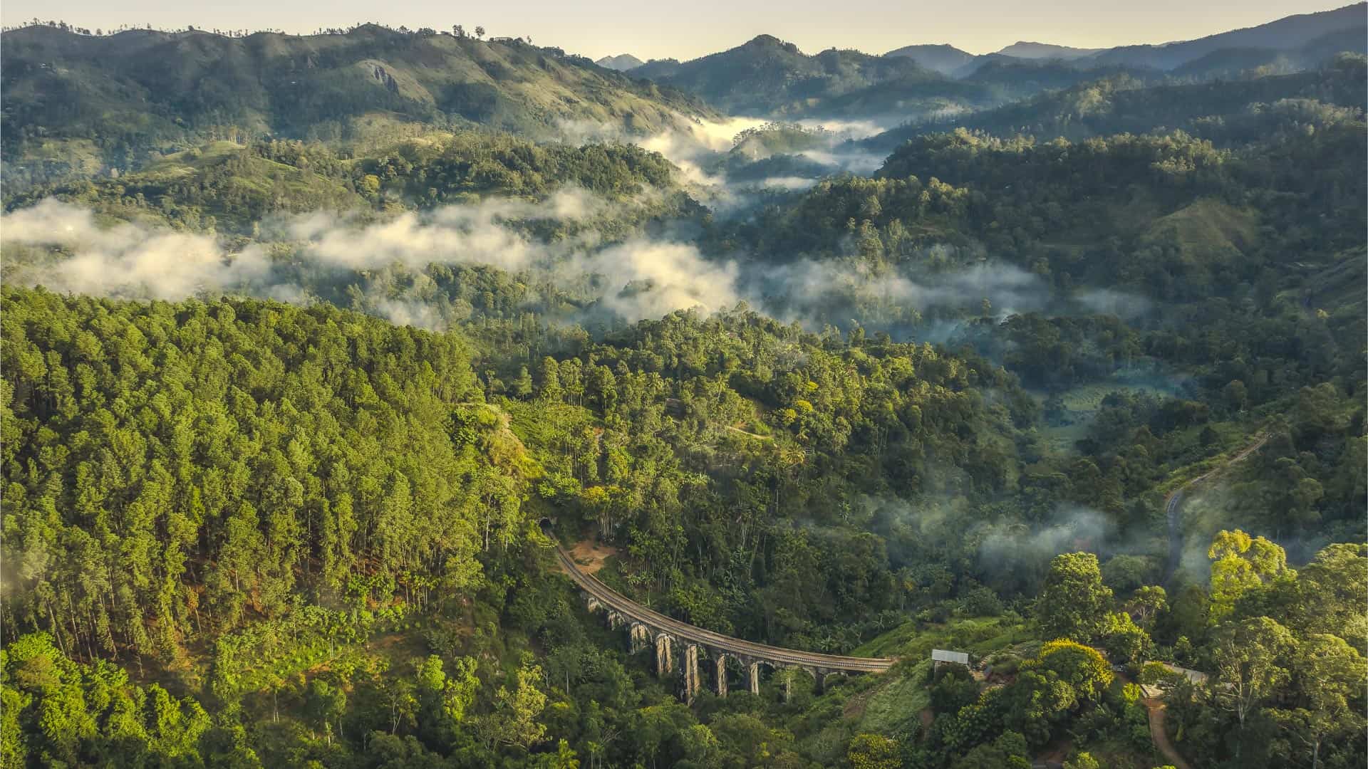 nine-arch-bridge-ella-sri-lanka