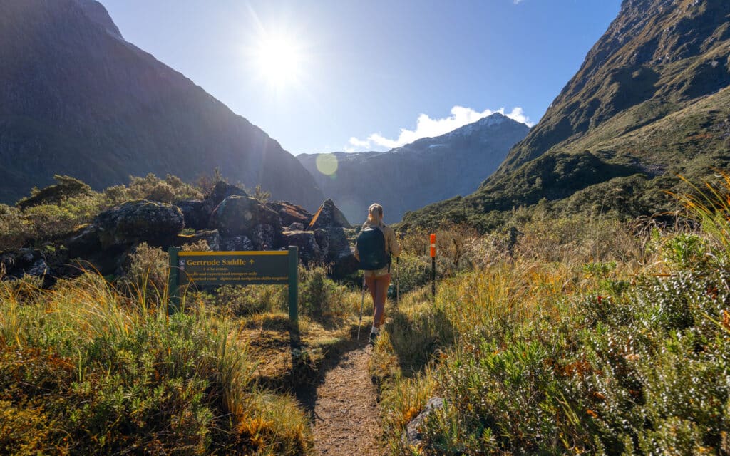 gertrude-saddle-hike-start