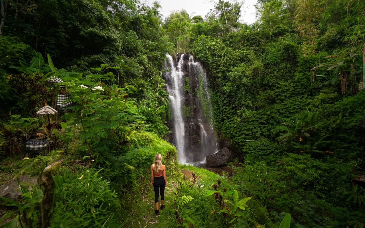golden-valley-waterfall-temple- golden-valley-waterfall-temple-