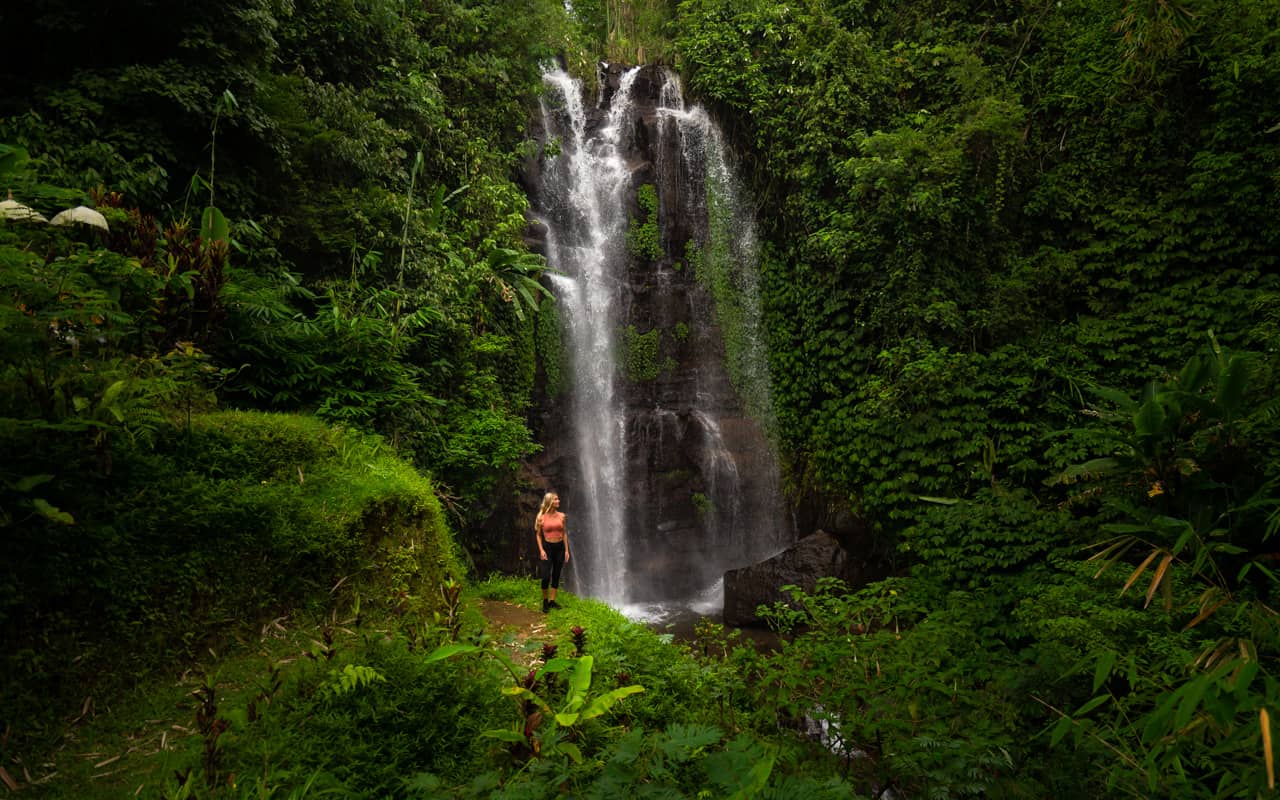 golden-valley-waterfall