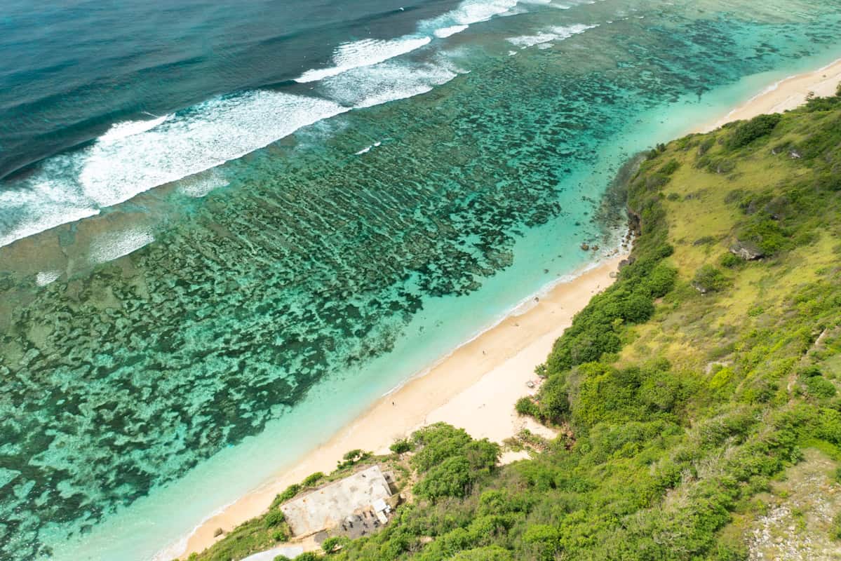 gunung-payung-beach mountain-umbrella-beach