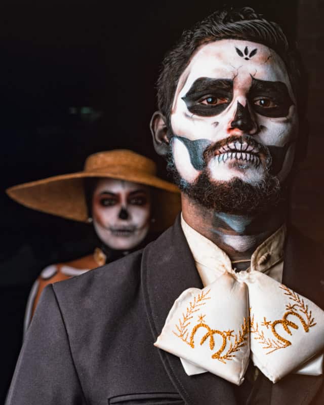 halloween-picture-idea-couple halloween-picture-idea-couple