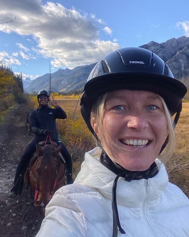 horse-riding-banff