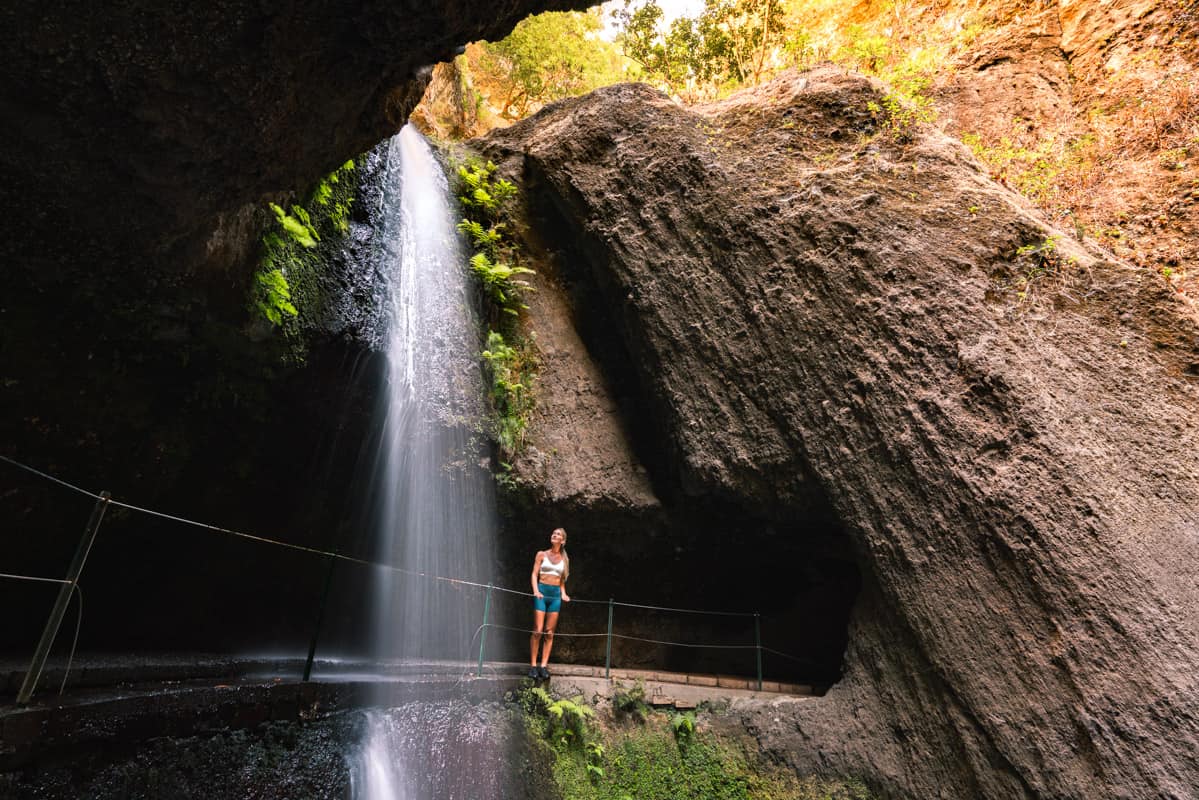 levada-do-moinho-waterfall-long-exposure levada-do-moinho-waterfall-long-exposure