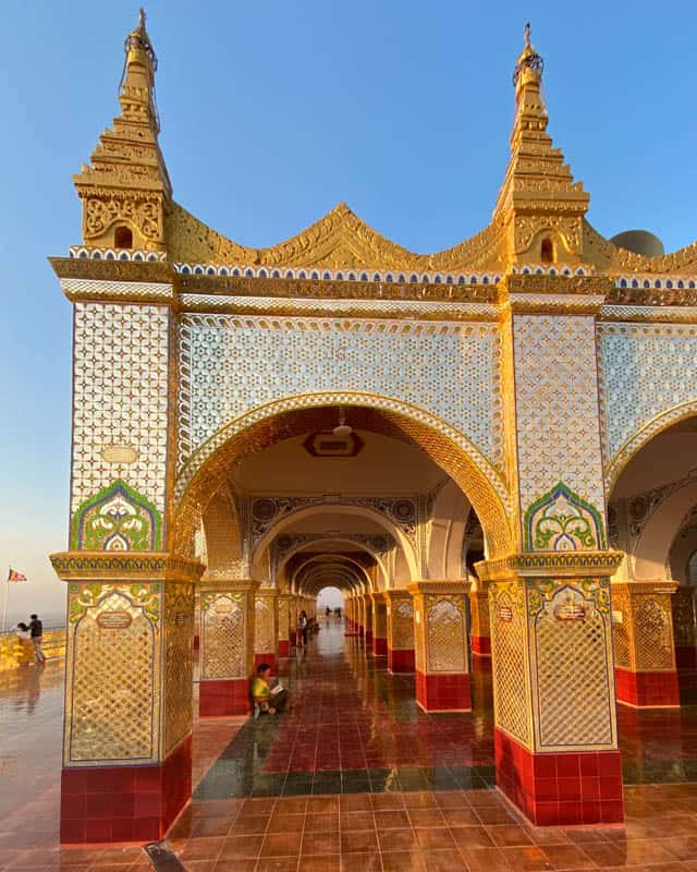 mandalay-hill-temple mandalay-hill-temple