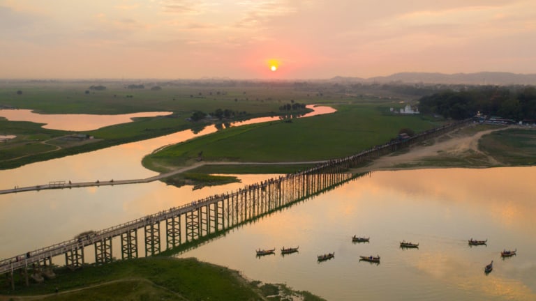 mandalay-things-to-do-bridge