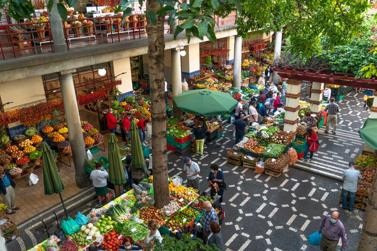 mercado-dos-lavradores-funchal-overview