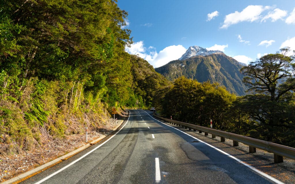 milford-sound-road