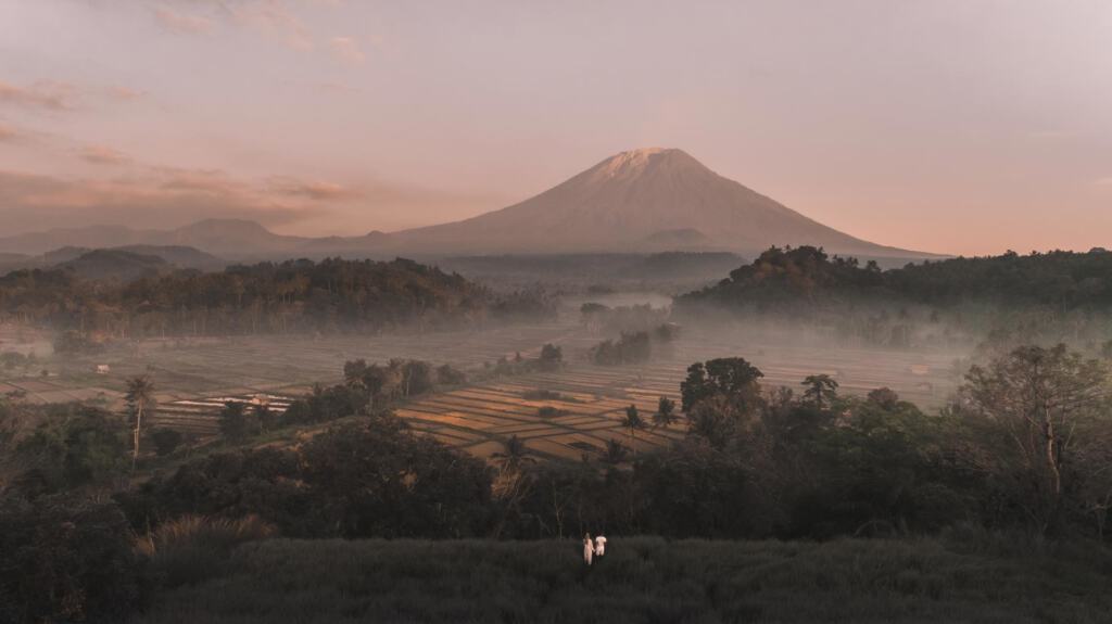 mount-agung-bali-indonesia