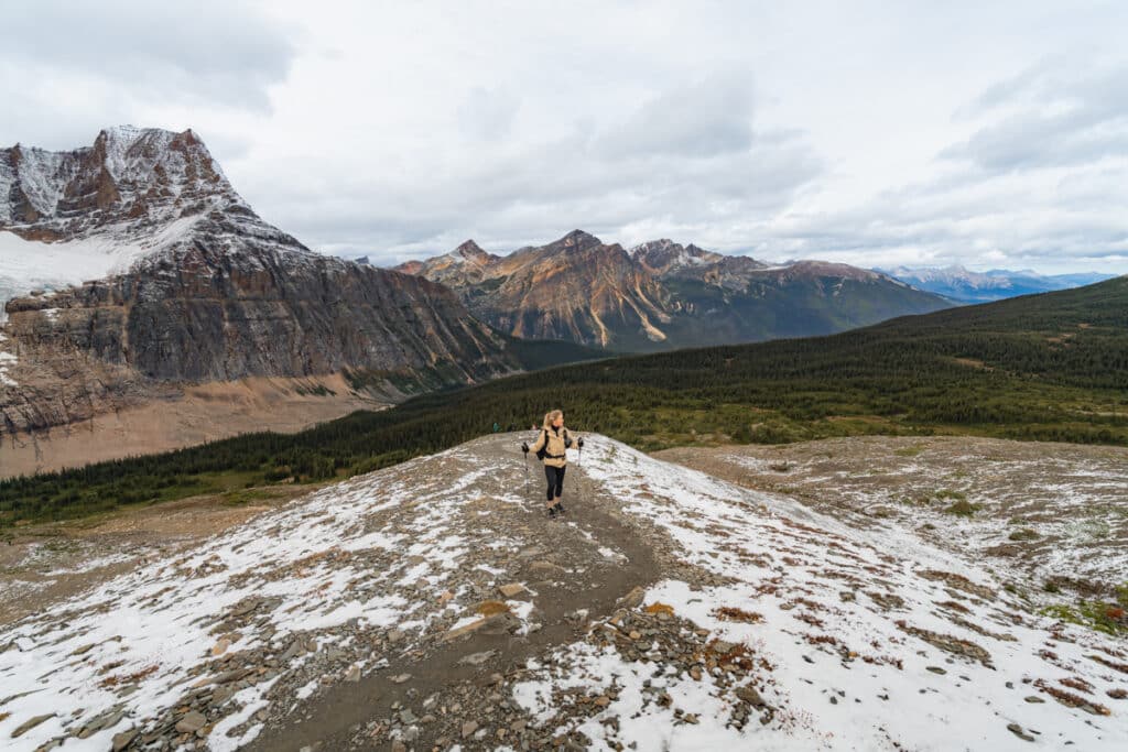 Mount-Edith-Cavell-hike-to-east-ridge-slope