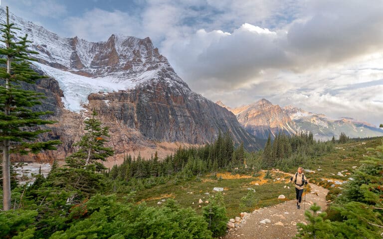 Mt-Edith-Cavell-hike-glacier-view