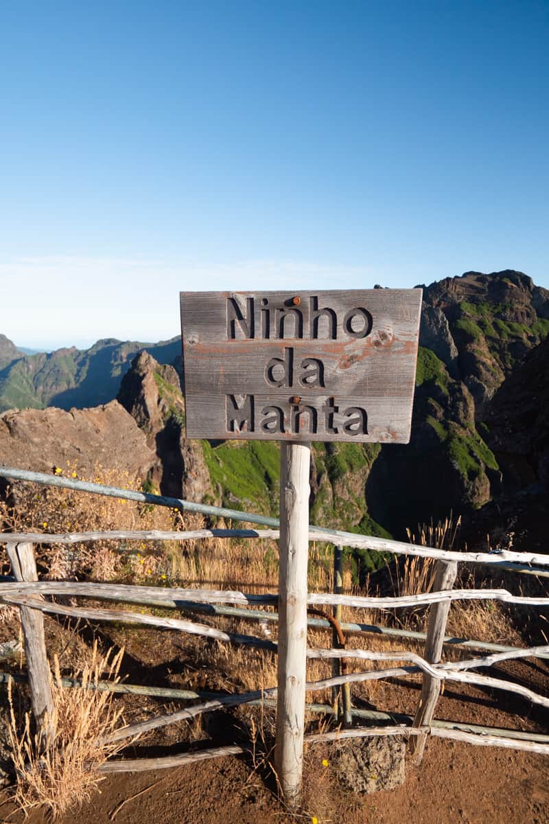 Ninho-da-Manta-sign Ninho-da-Manta-sign