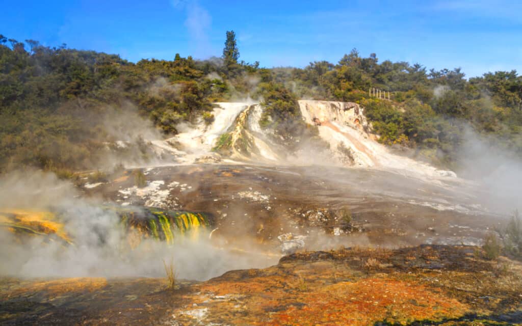 Orakei-Korako-Geothermal-Park-taupo