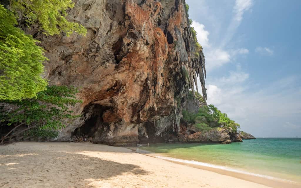 phra-nang-beach-cave