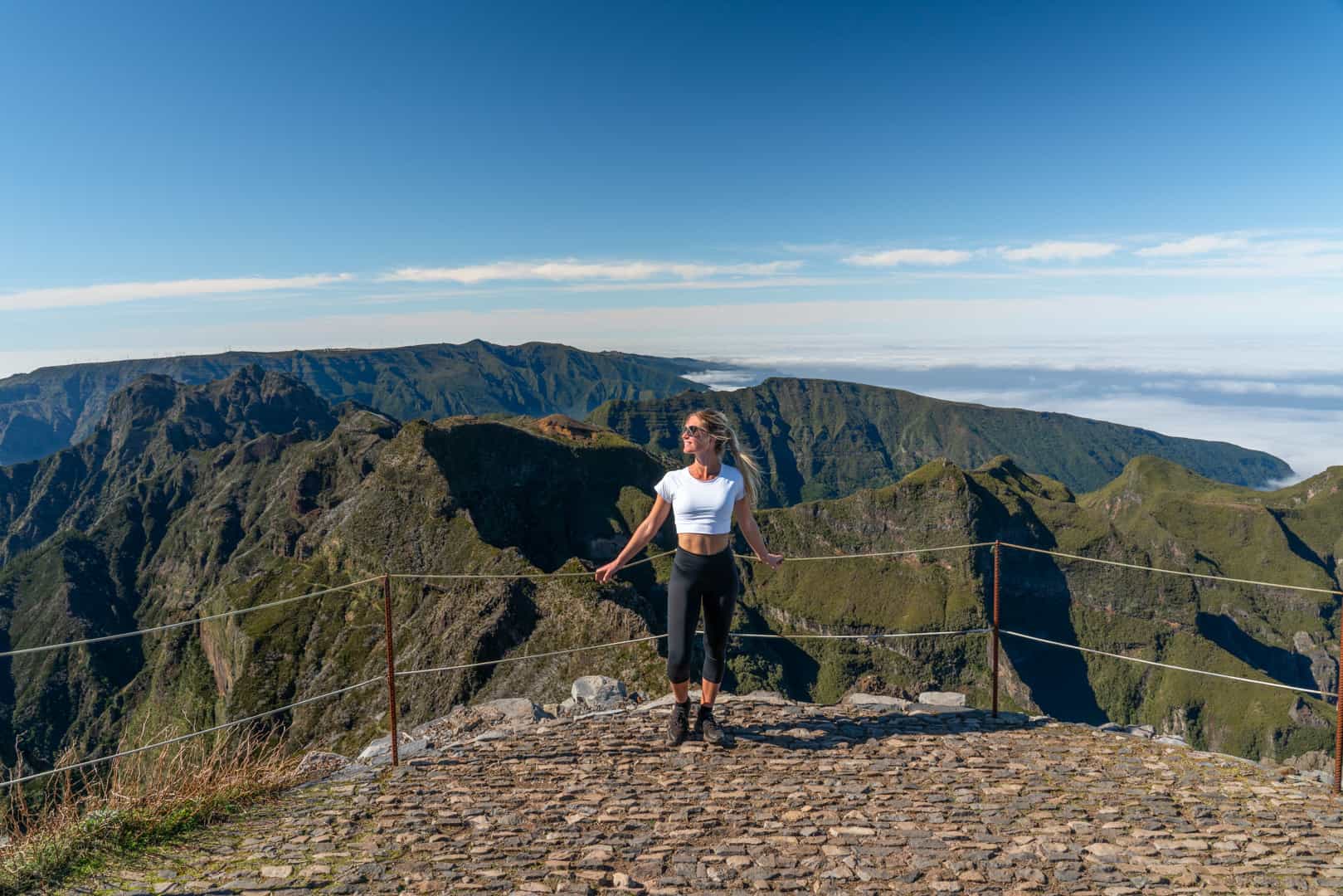 pico-ruivo-summit-view