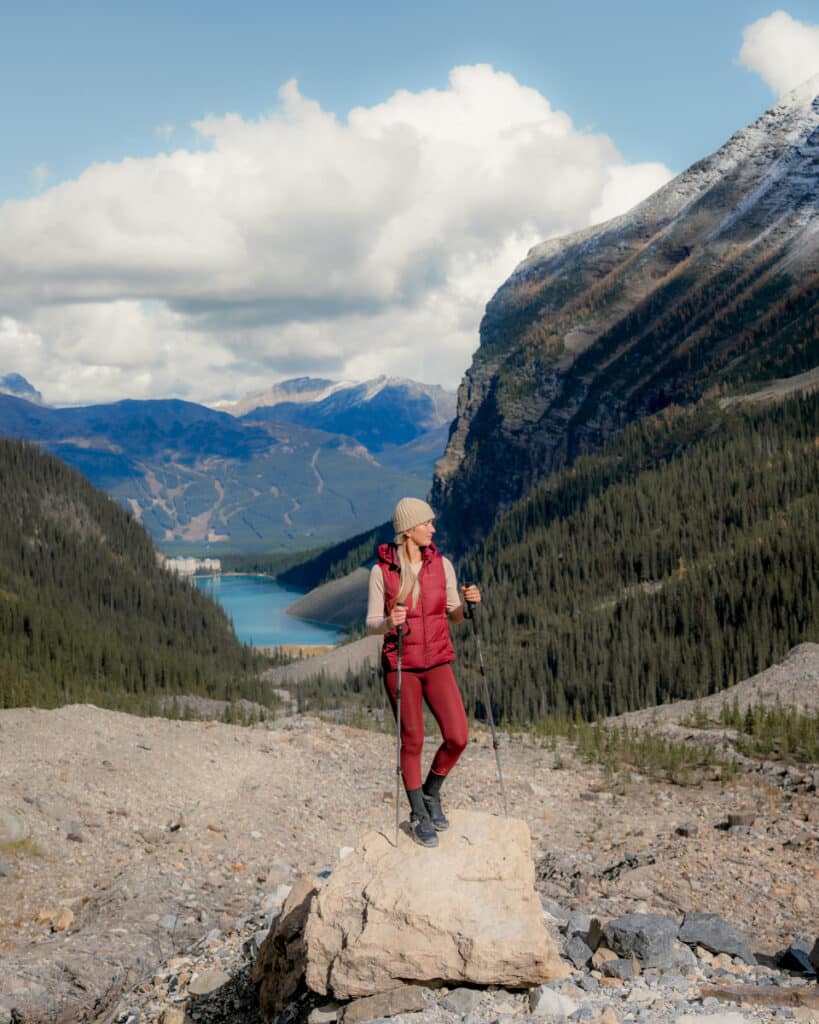 plain-of-the-six-glaciers-lake-louise-view