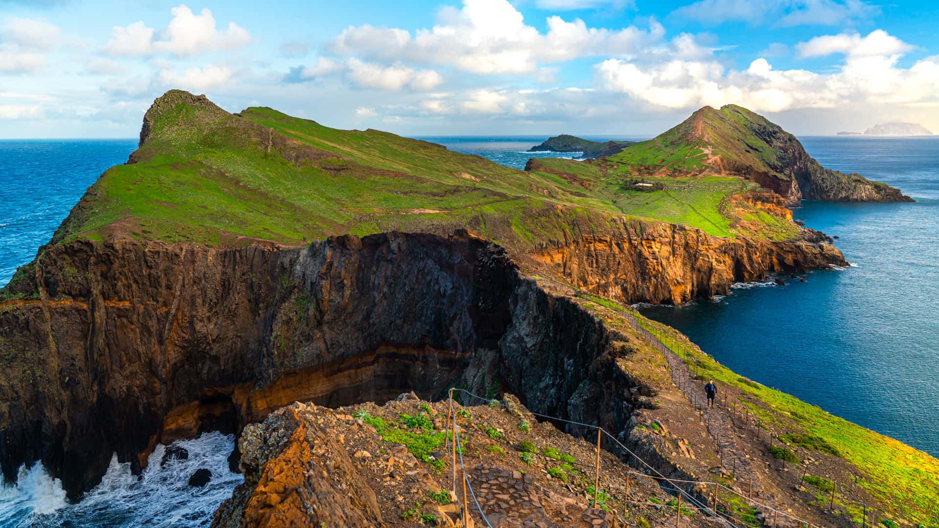ponta-de-sao-lourenco-hike-slider-