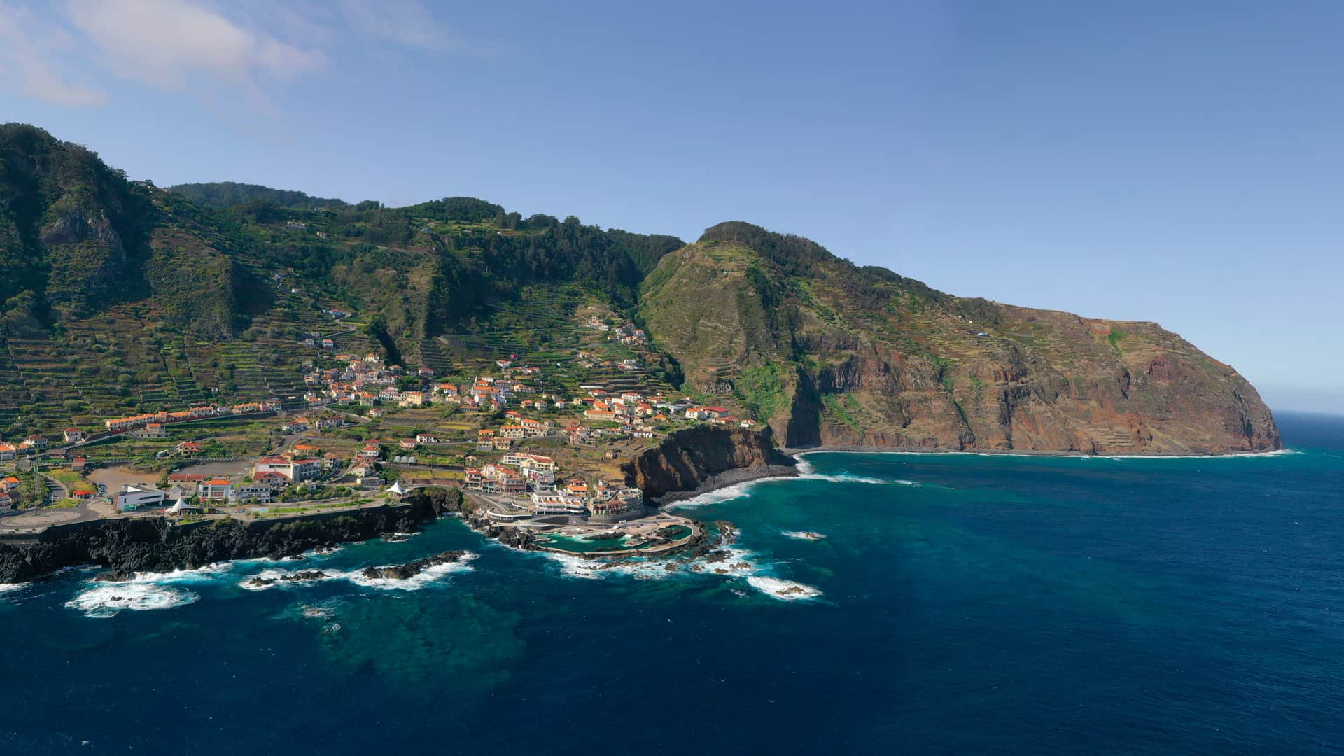 porto-moniz-drone porto-moniz-drone