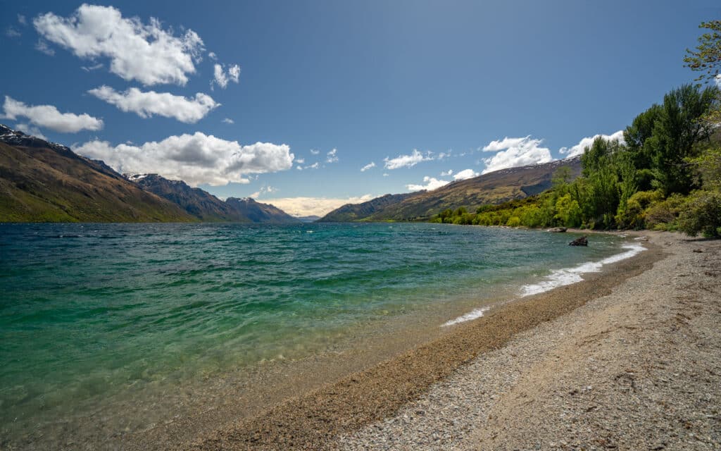 queenstown-road-stop-lake-wakatipu-
