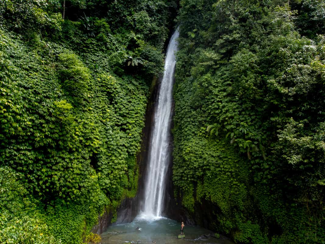 red-coral-waterfall-drone red-coral-waterfall-drone