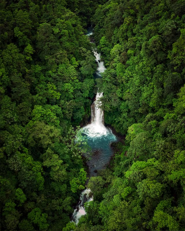 rio-celeste-waterfall-drone rio-celeste-waterfall-drone