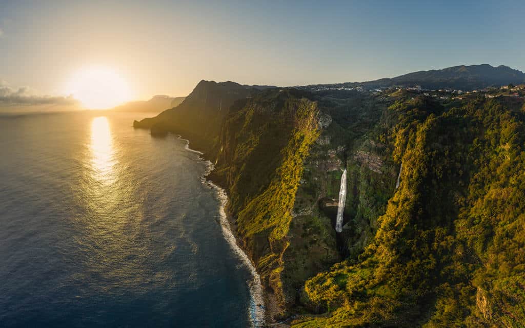 rocha-do-navio-waterfall-madeira