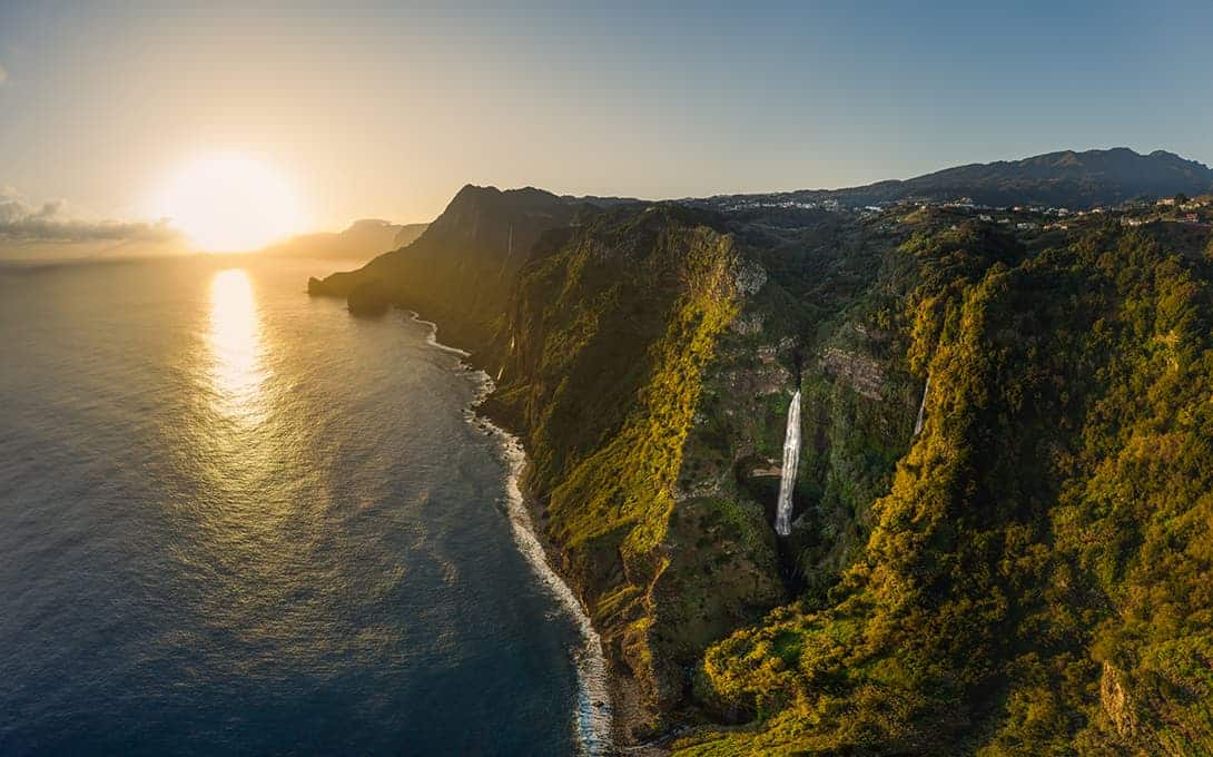 rocha-do-navio-waterfall-madeira rocha-do-navio-waterfall-madeira