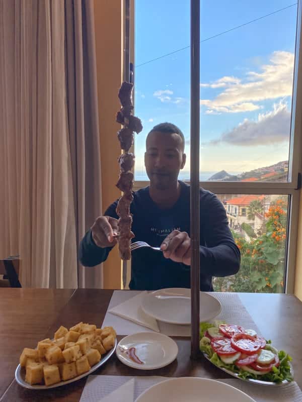 santo-antonio-espetada