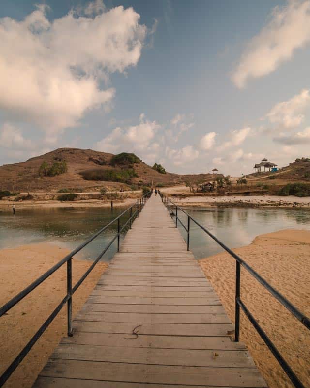 seger-beach-bridge seger-beach-bridge