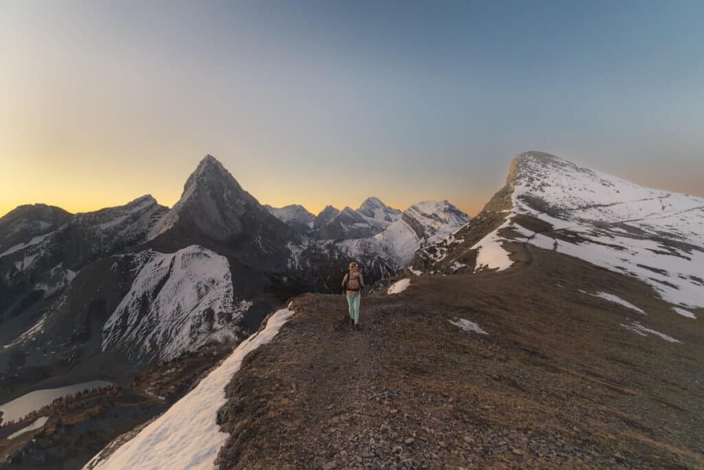 smutwood-peak-hike-saddle