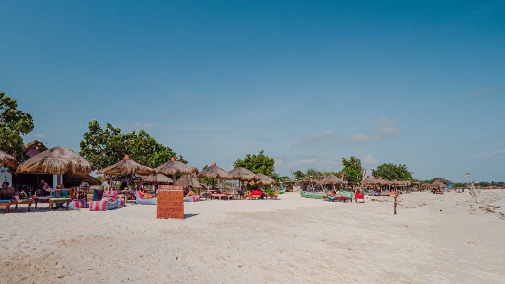 tanjung-aan-beach tanjung-aan-beach