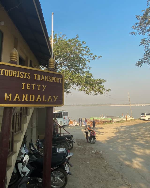 tourist-jetty-mandalay tourist-jetty-mandalay