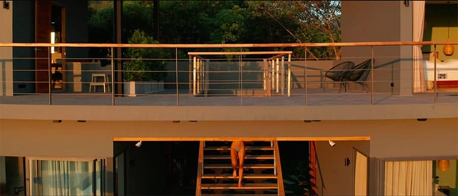 tracking-drone-shots-end tracking-drone-shots-end