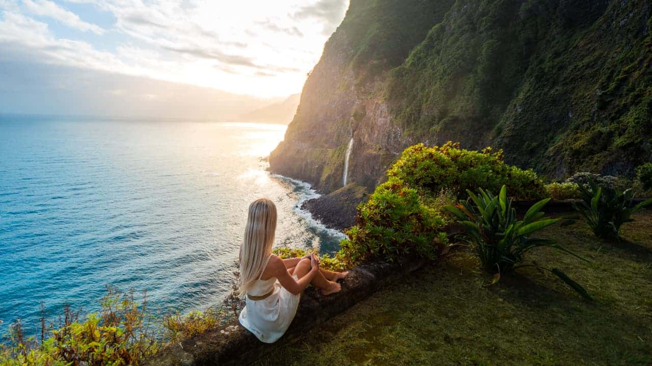 veu-da-noiva-waterfall-viewpoint-sunrise