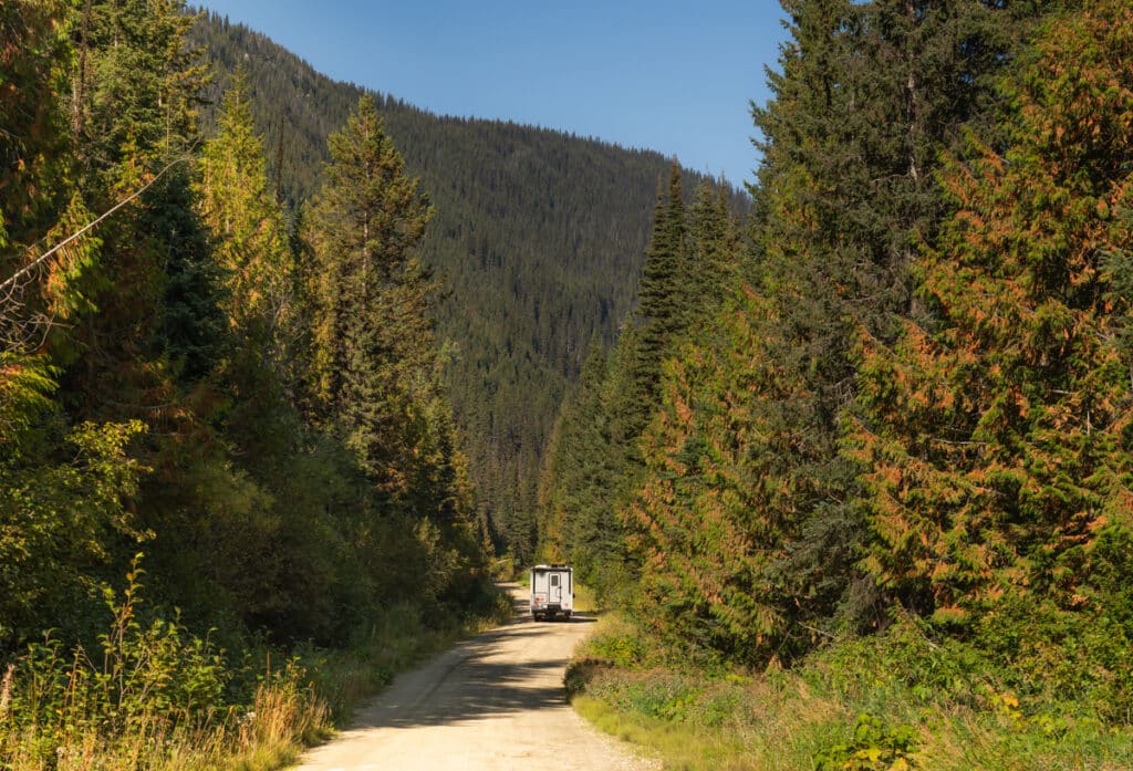 wells-gray-road-rv-truck