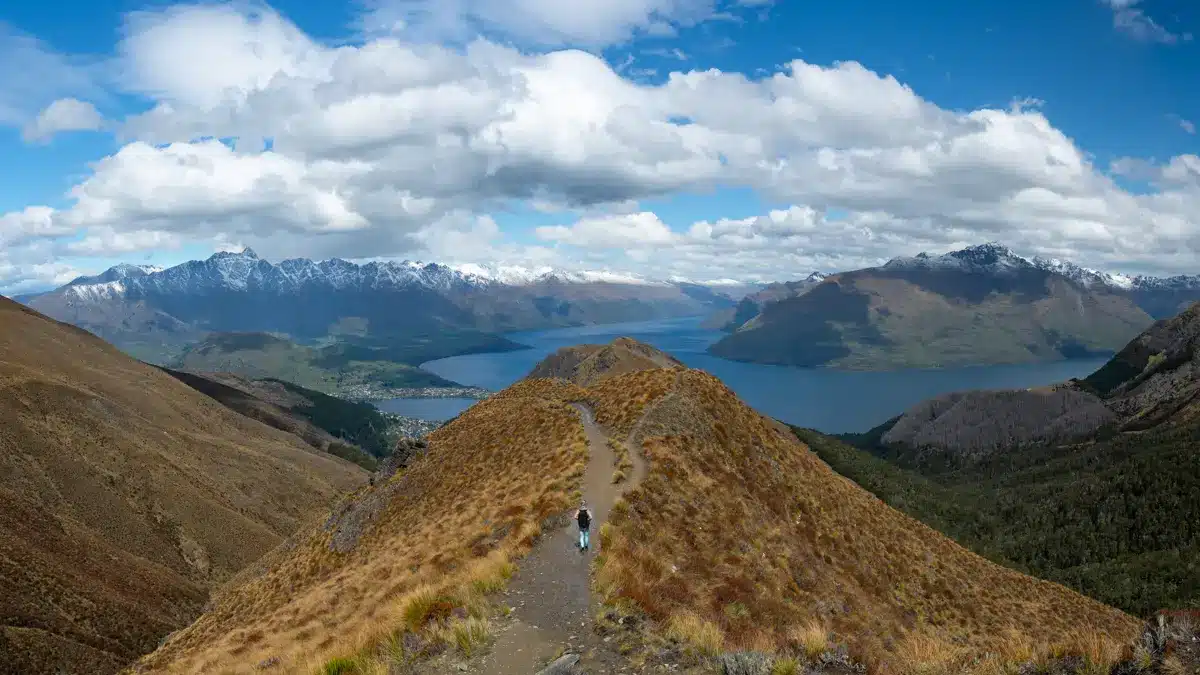 ben-lomond-saddle-lakeview