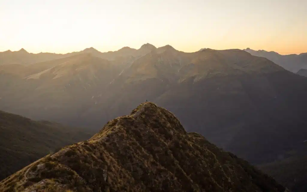 brewster-track-sunrise