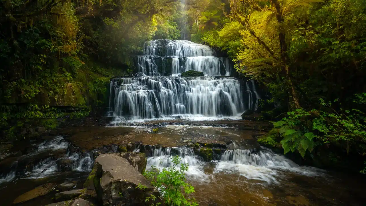 catlins-waterfalls-Purakaunui-falls-new-zealand catlins-waterfalls-Purakaunui-falls-new-zealand