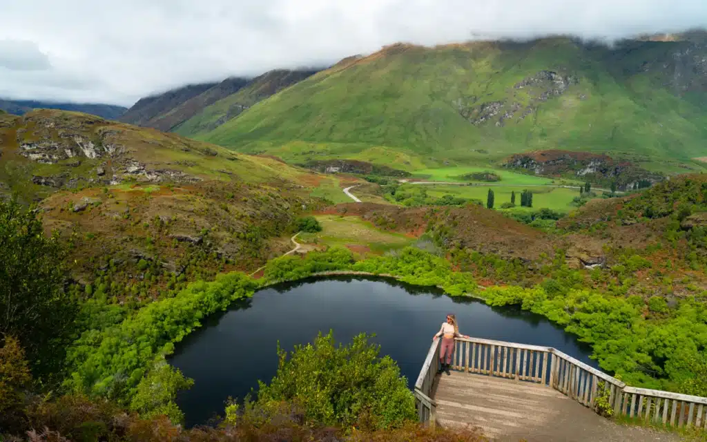 diamond-lake-wanaka-new-zealand