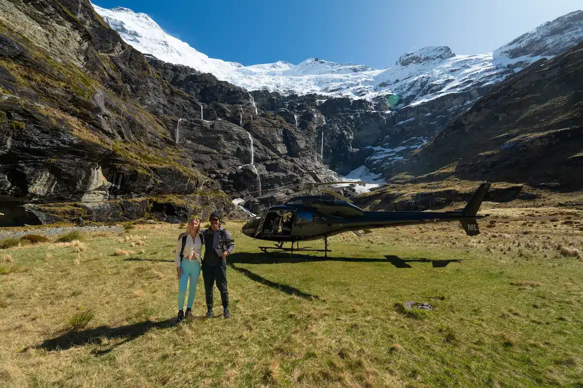 Earnslaw-Burn-Helicopter-landing