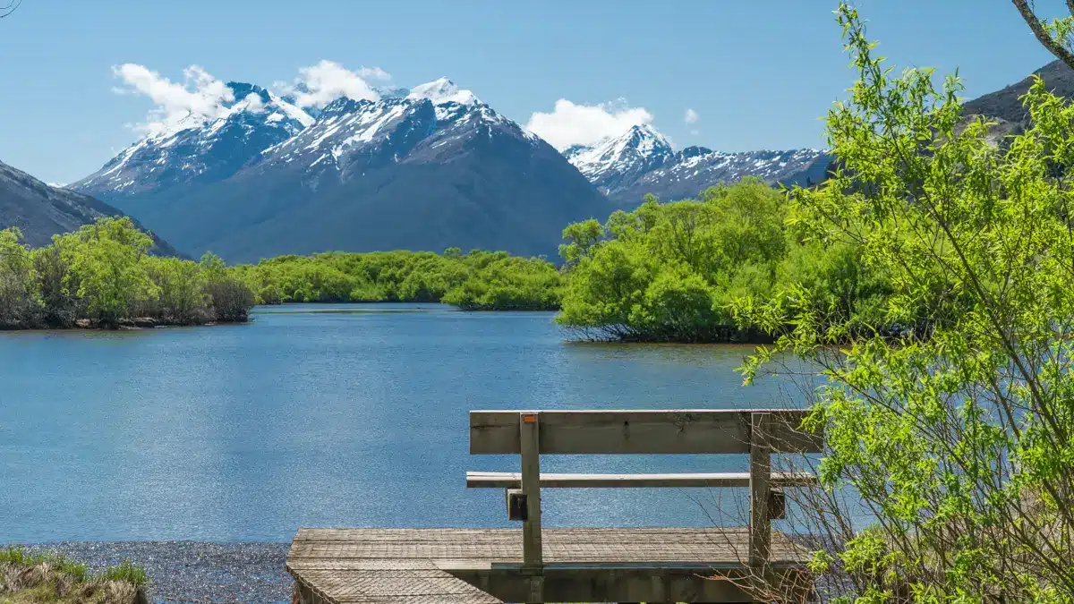 glenorchy-boardwalk-bench
